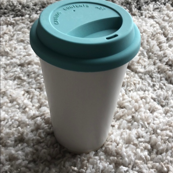 Threshold White Mug w/Teal silicone lid